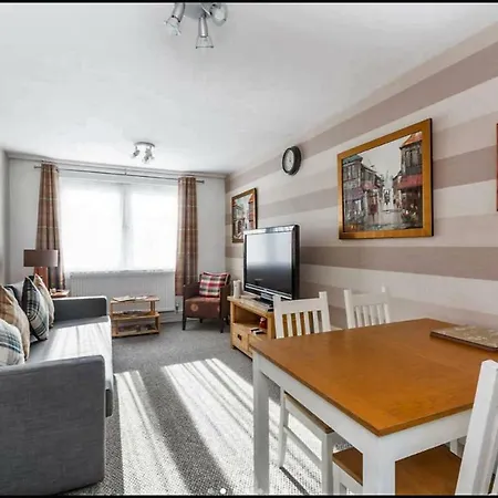 Lovely One Bedroom Apartment In Stratford
